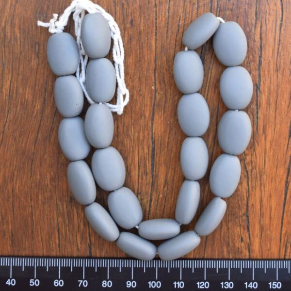 Mini Oval Solid Grey