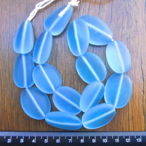 Pebbles mixed strand SKY BLUE